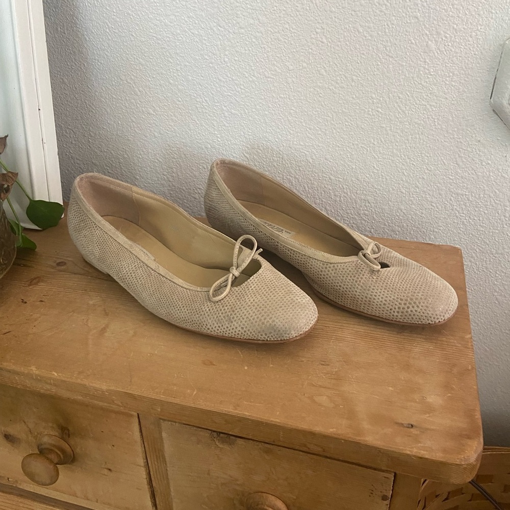 Vintage lord and Taylor women’s ballet flats